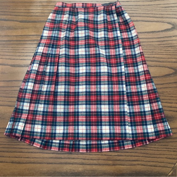 Pendleton Dresses & Skirts - Vintage Young Pendleton Wool Skirt Full Wrap Plaid Pleated XS 26 x 27.5